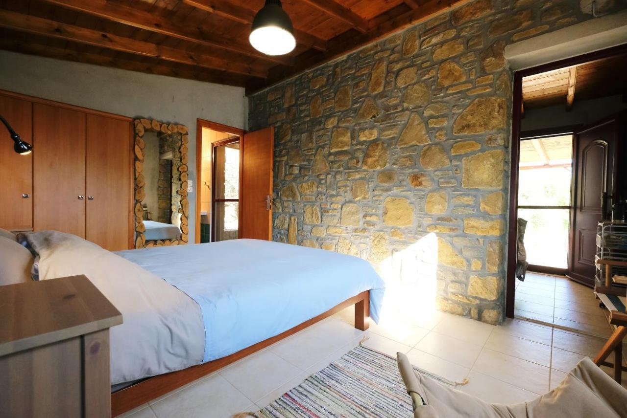 Вилла Limnos Stone House Kalliopi Экстерьер фото